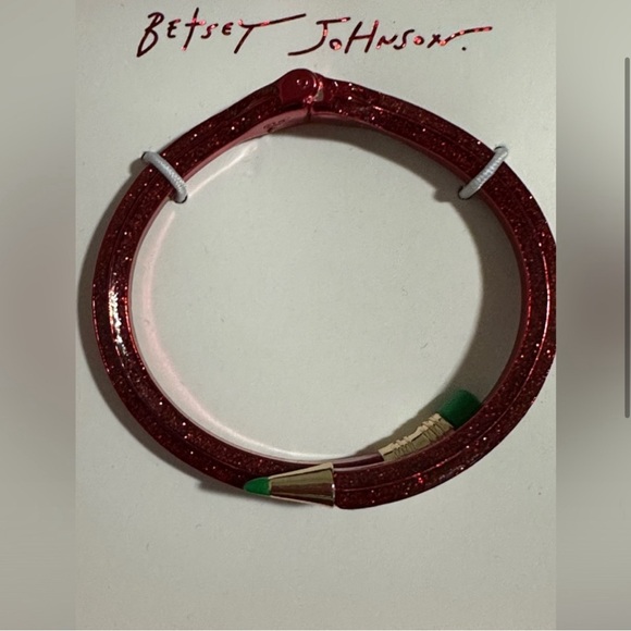 NWT ⚜️♥️⚜️ Betsey Johnson Holiday Red Glitter Pencil Bracelet With Green Eraser - Picture 9 of 12